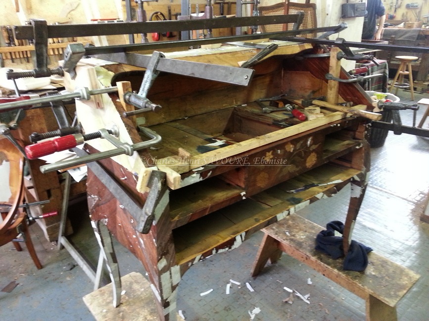 Bureau dit "dos d'âne" en cours de restauration